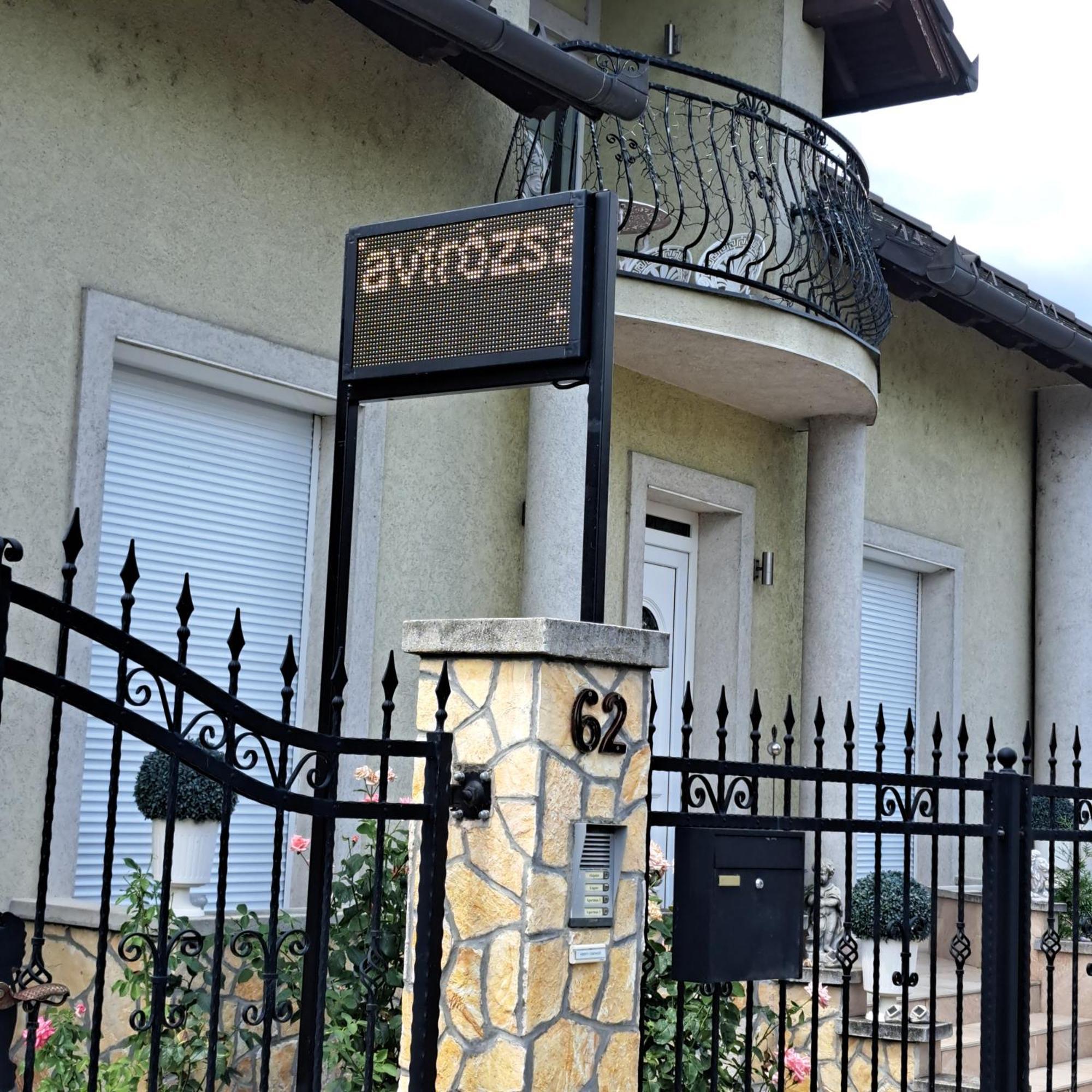 Tavirózsa Balatonfuzfo Exterior foto
